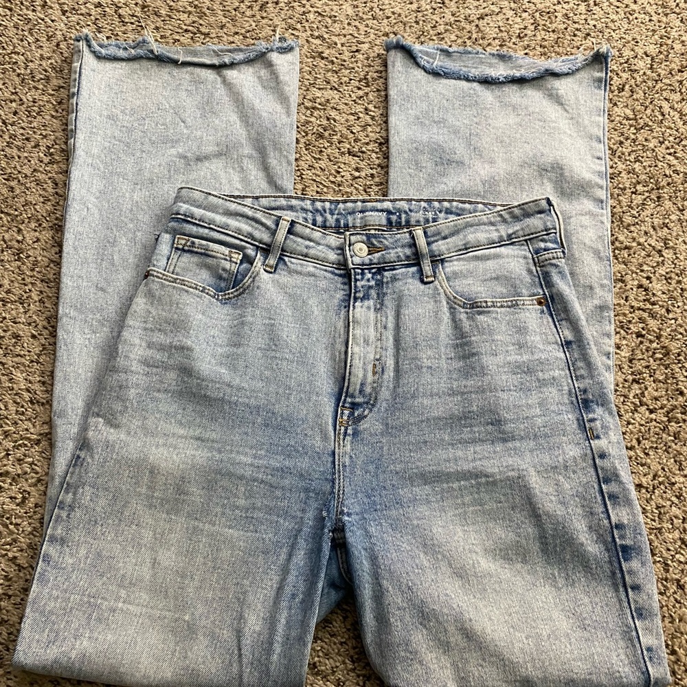 Light Wash Womens Jeans - Small Tear